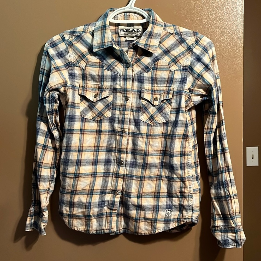 Girls Ariat pearl snap button up blouse